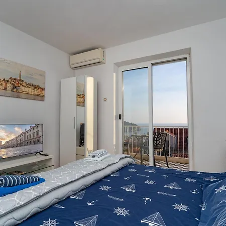 With Sea & Views * Ragusa