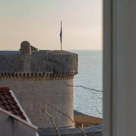 With Sea & Views Apartment