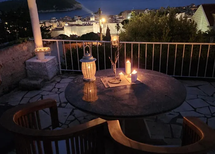 With Sea & Views Appartement